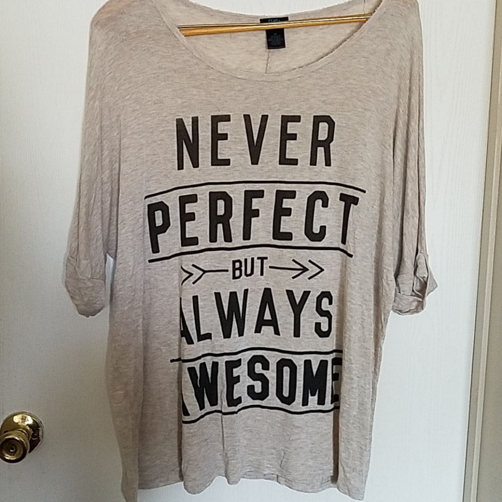 Rue + Top with front graphic